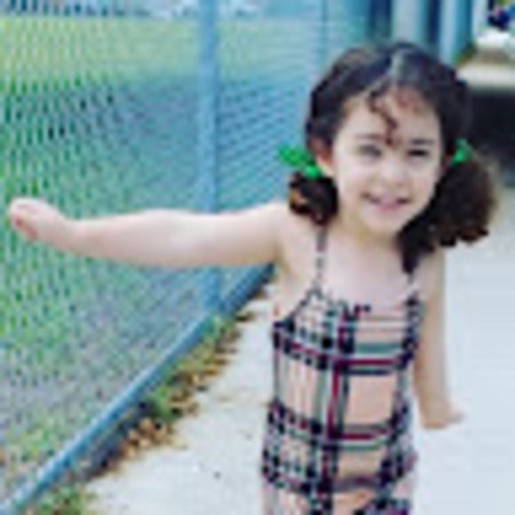 Meet your Posher, Karina - Picture 1 of 1